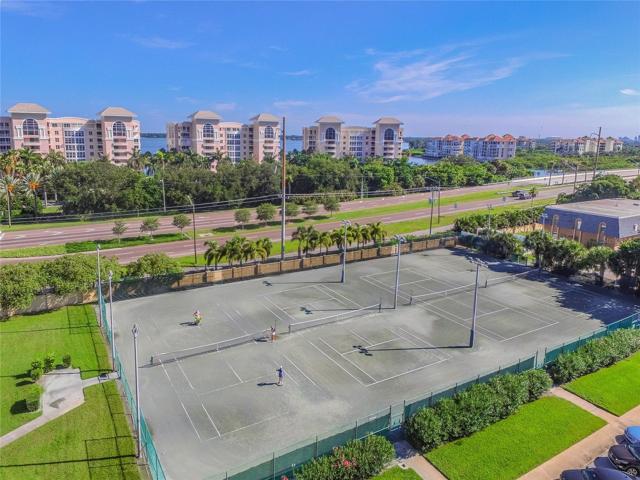 clay tennis courts