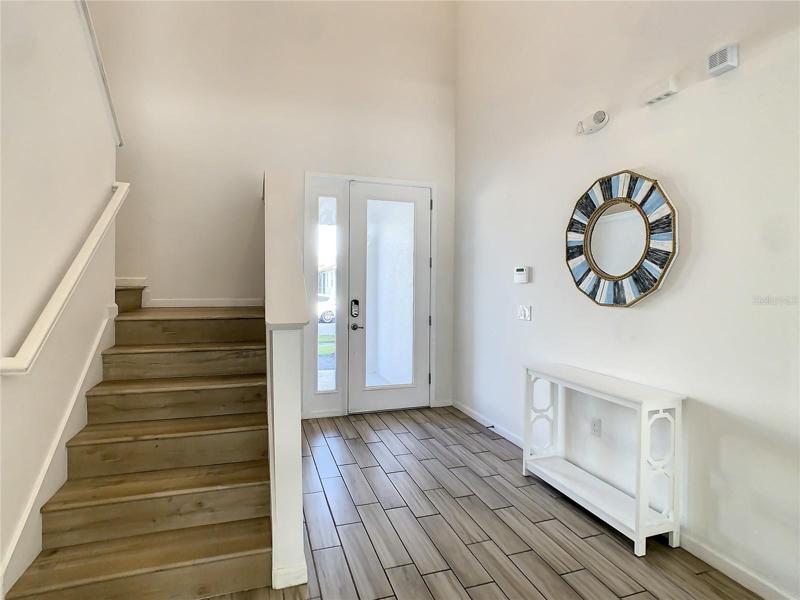 Front Entrance/Foyer