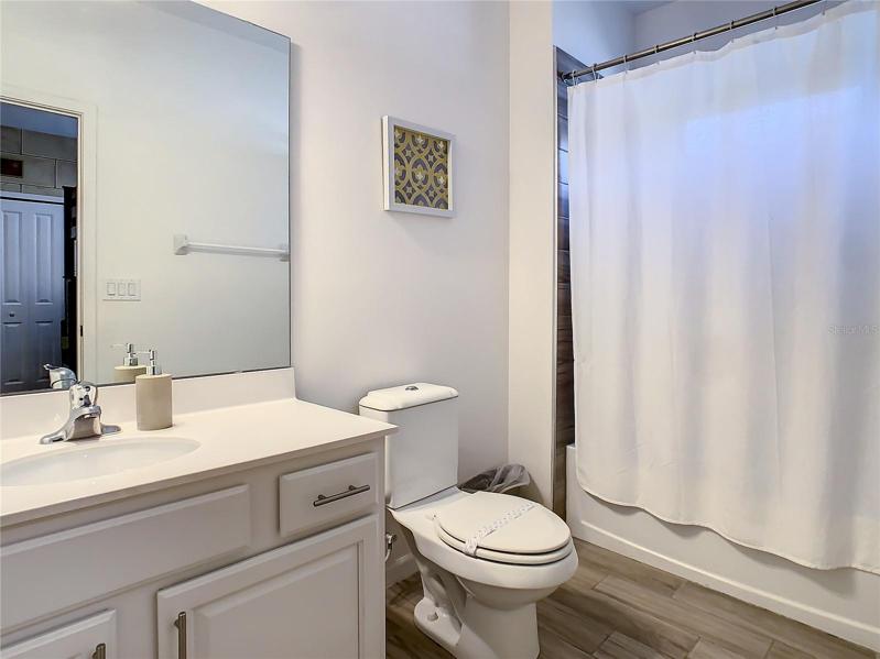 Bedroom 3 Junior Suite Bathroom