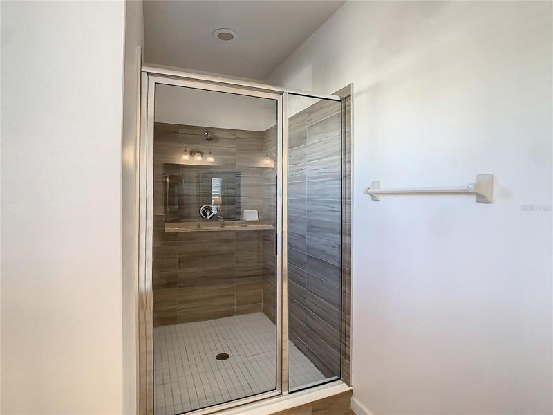 Upstairs Master Bathroom