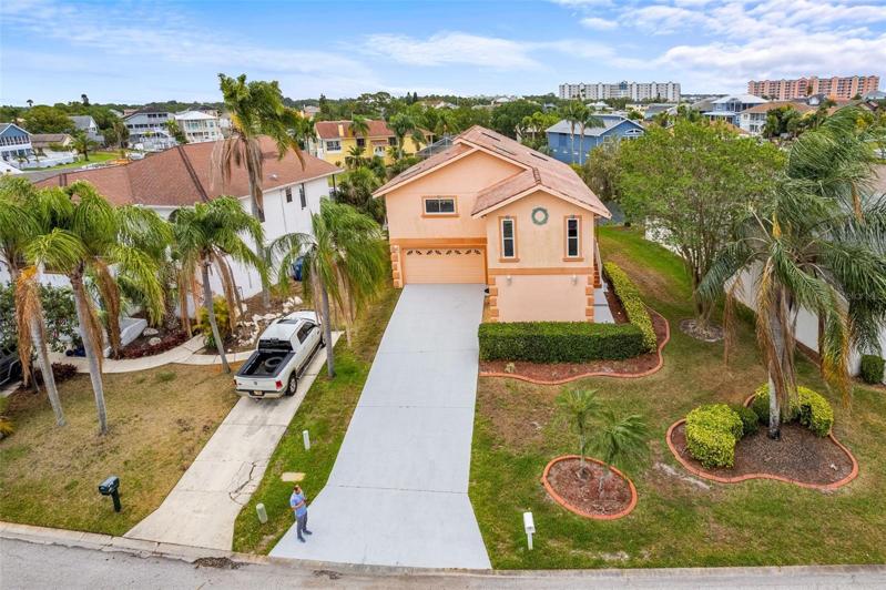 6310 GARLAND CT