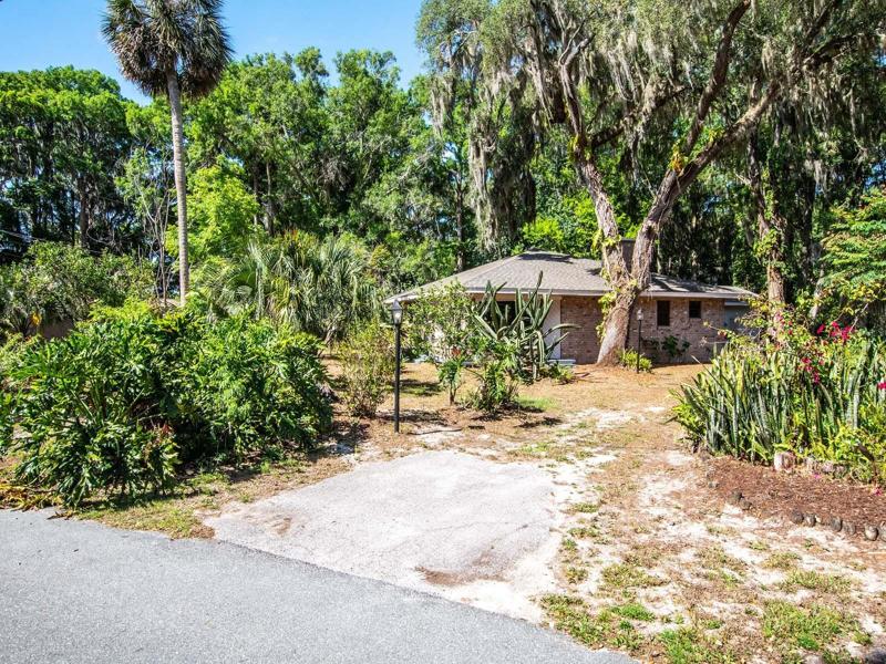 Driveway to home