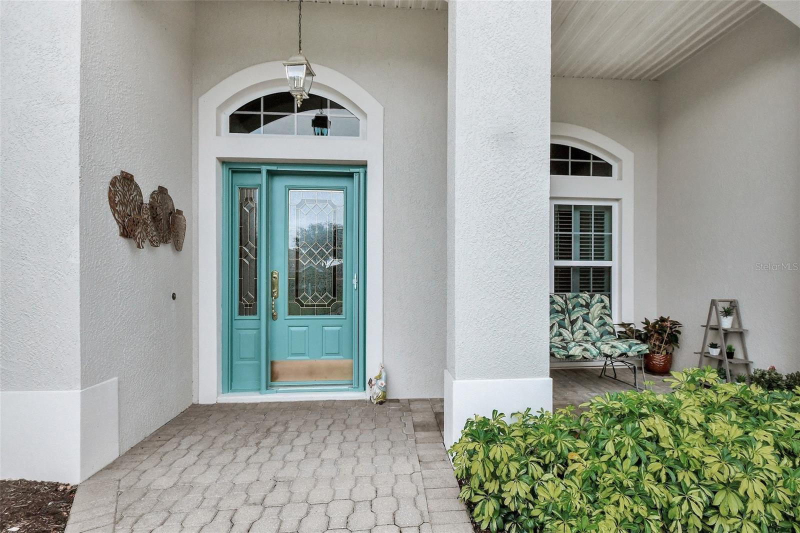 Porch entry with seating
