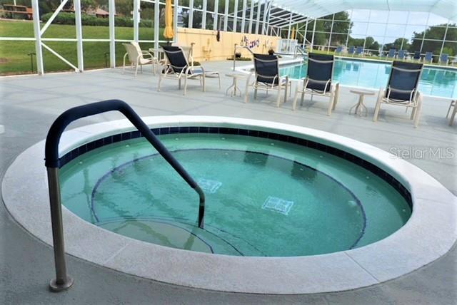 Hot tub