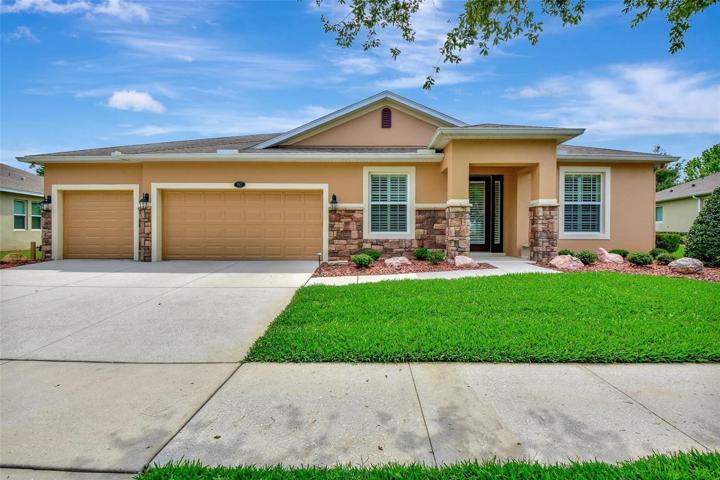 303 E Victoria Trails Blvd