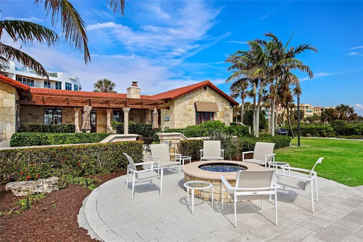 FIRE PIT AND CLUB HOUSE