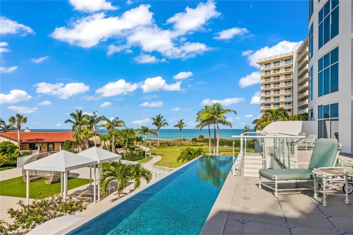 Private pool & stairs to man pool