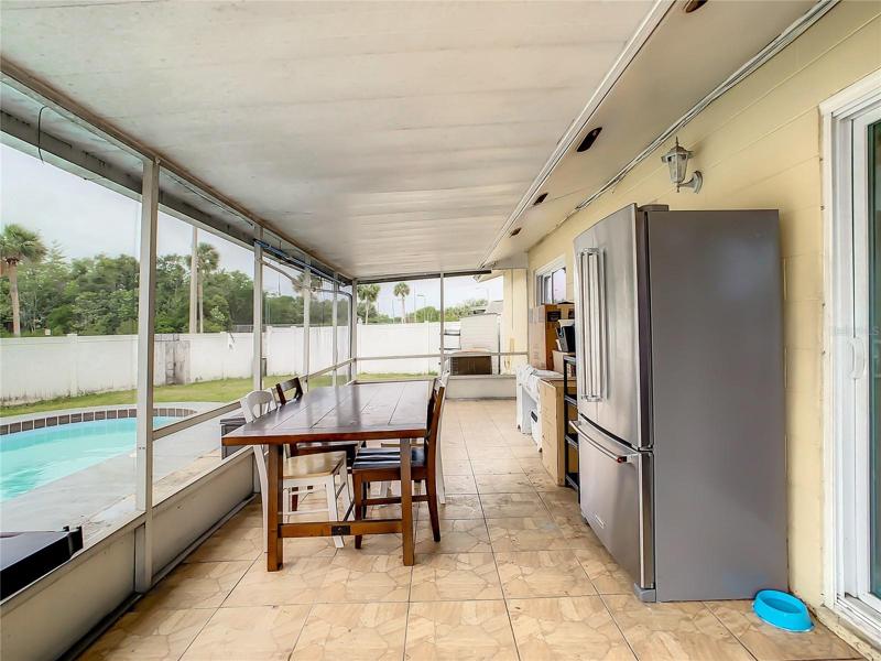 Screened Porch