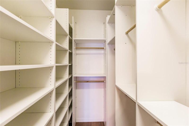 MASTER WALK IN CLOSET
