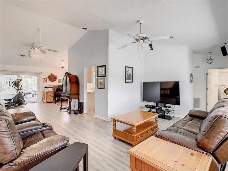 Living Area/Great Room