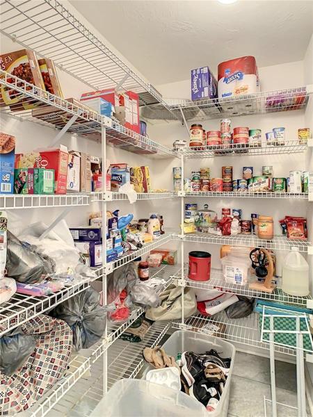 Walk-in Pantry