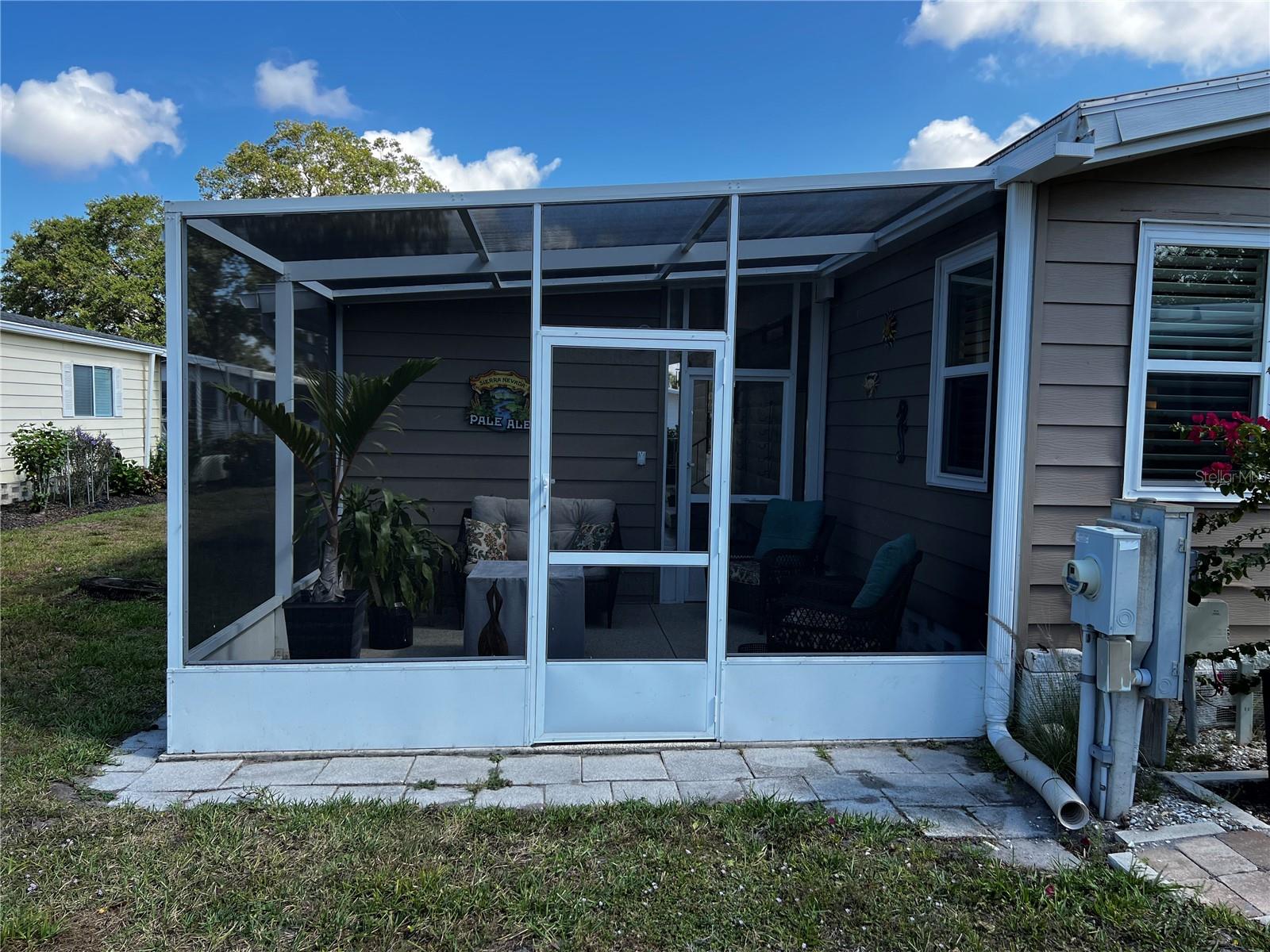 Exterior view of the lanai 