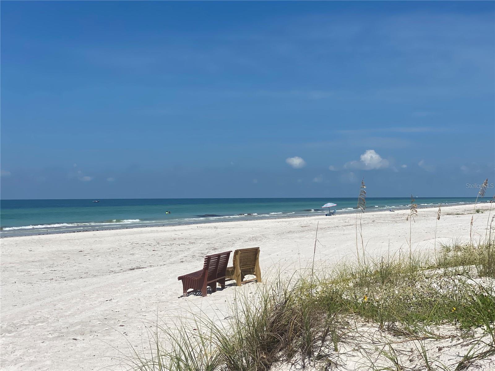 Beautiful Beach 5 minutes away!