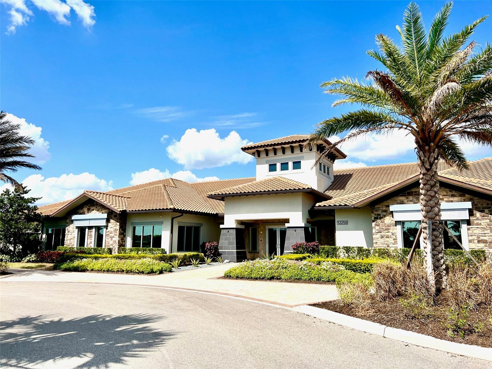 Amenities Center Front Entrance