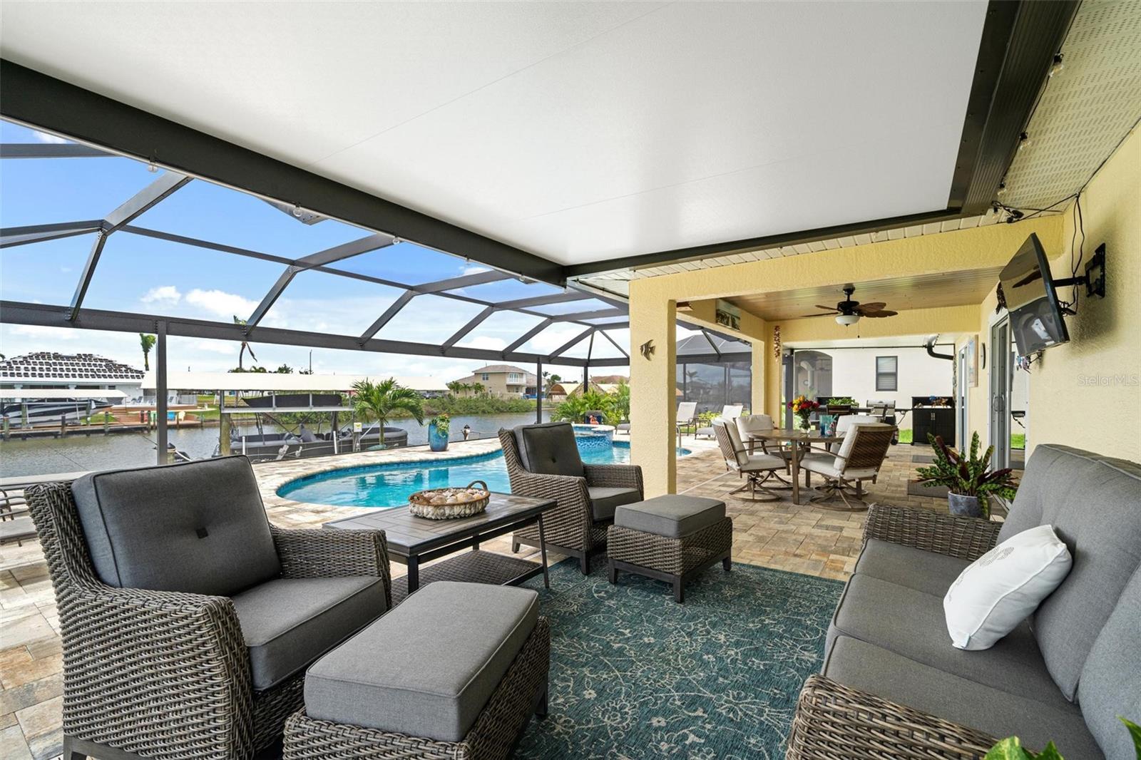 Outdoor sitting area