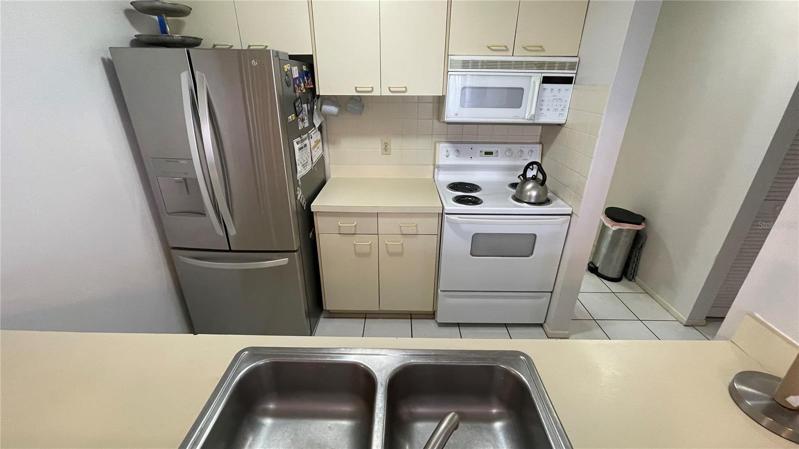 2021 LG SS FRENCH DOOR FRIDGE INCLUDED