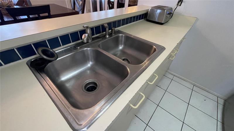 DUAL KITCHEN SINK