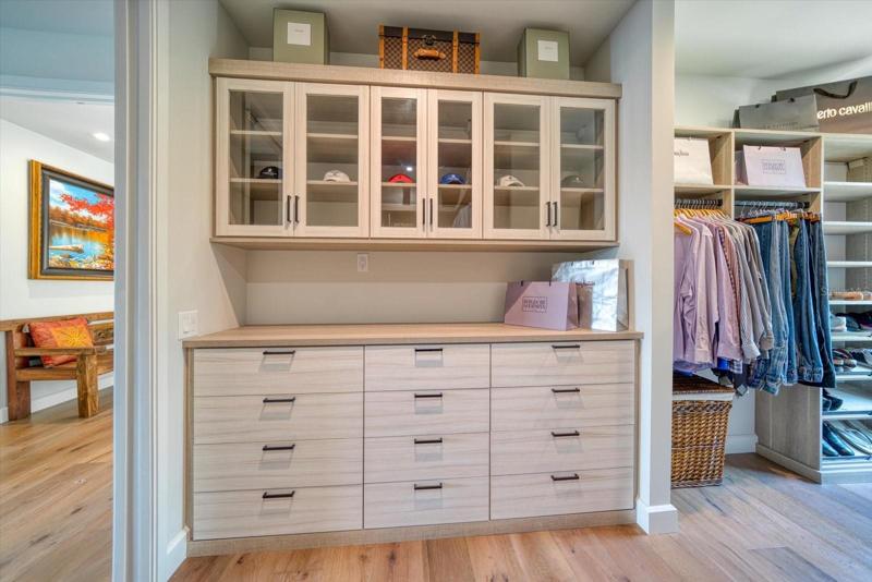 Primary Closet 2