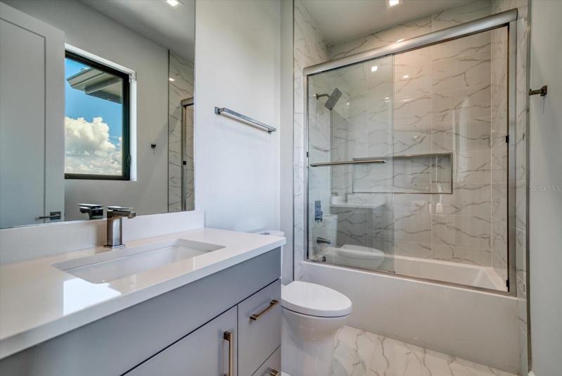 Bedroom 3 En-Suite Bathroom