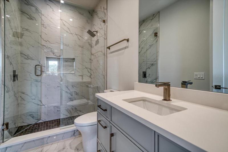 Bedroom 4 En-Suite Bathroom