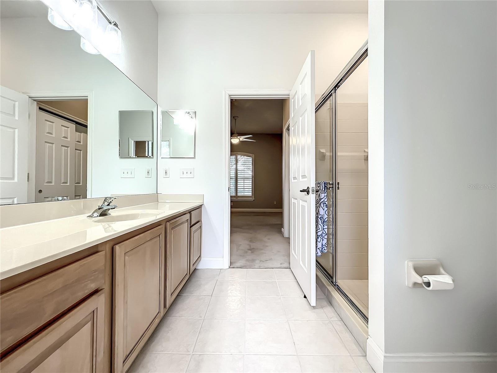 2nd Owners Bathroom