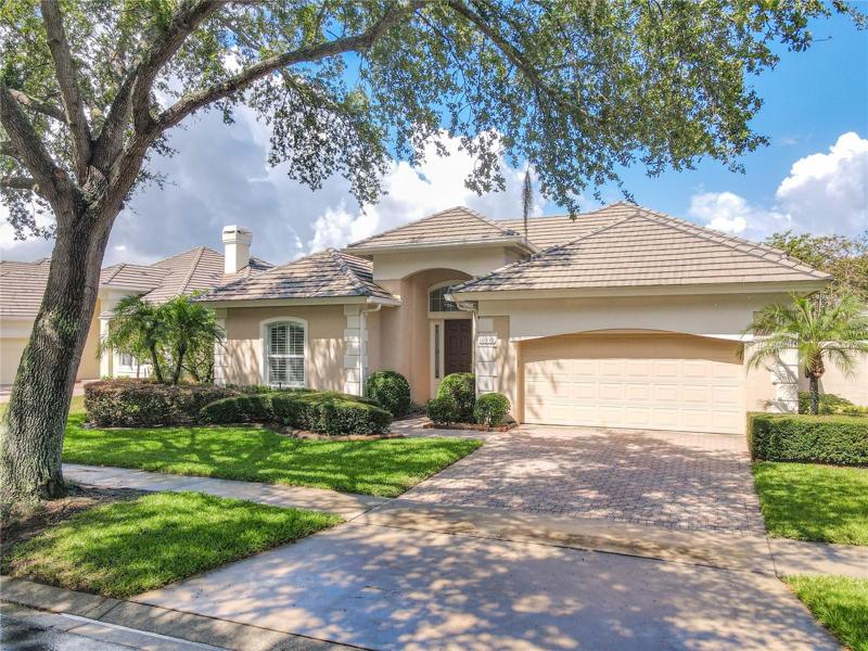 Welcome to 10919 Woodchase Circle in Avalon
