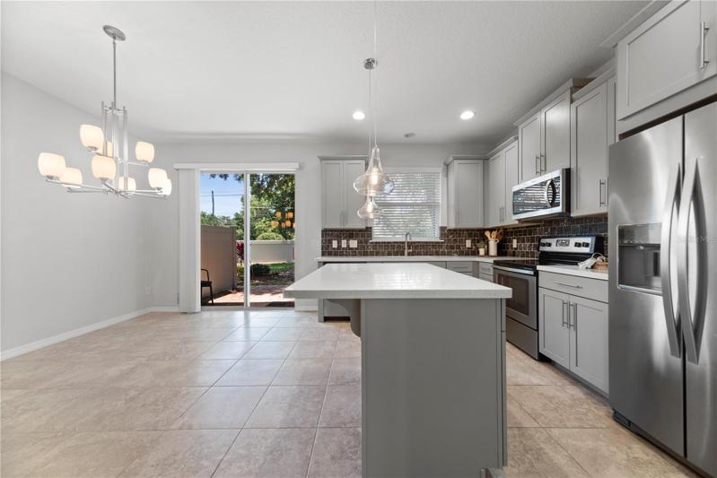 Dining/Kitchen
