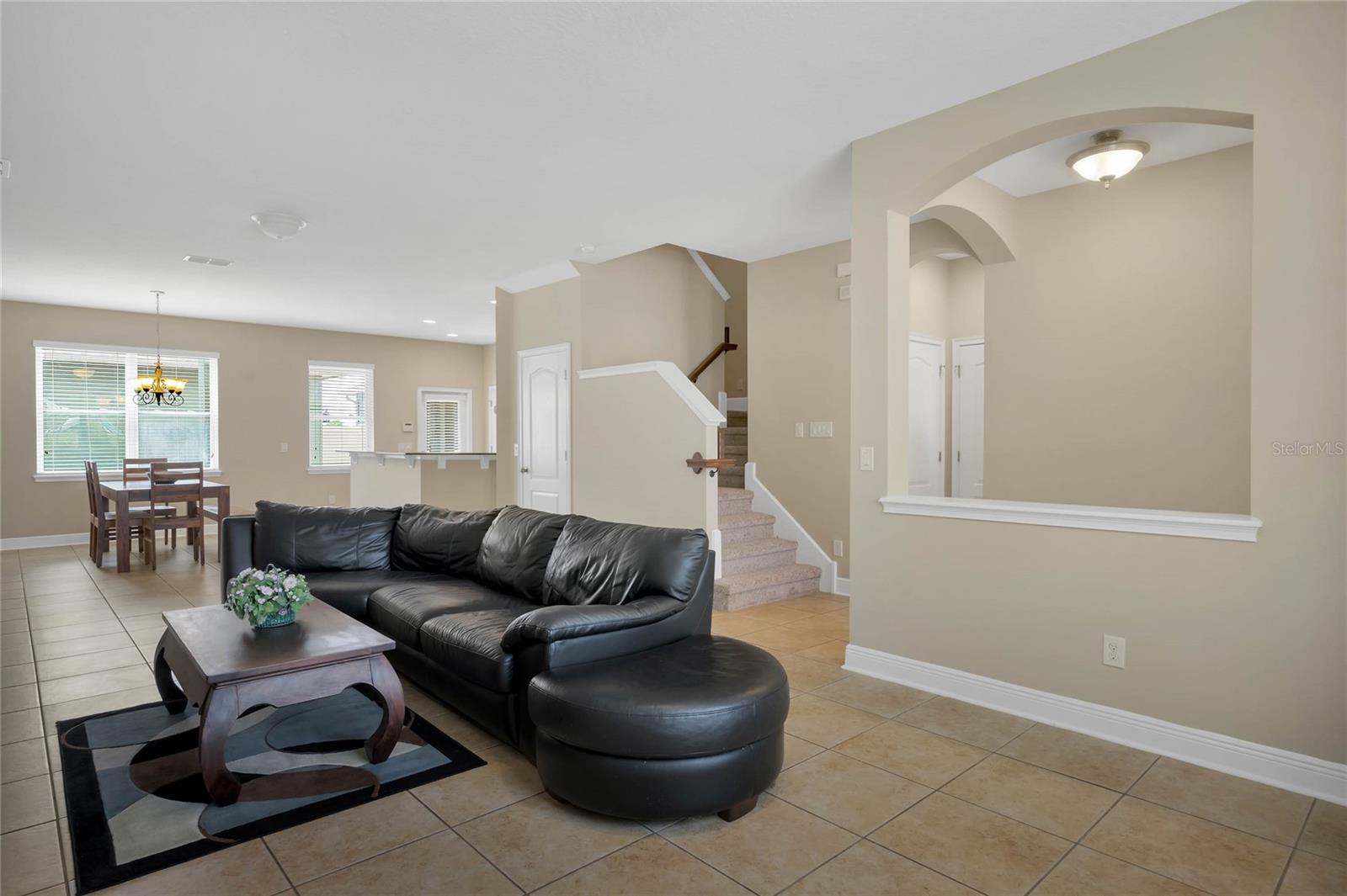 Light and bright spacious great room.