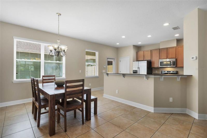 Light and bright dining area.