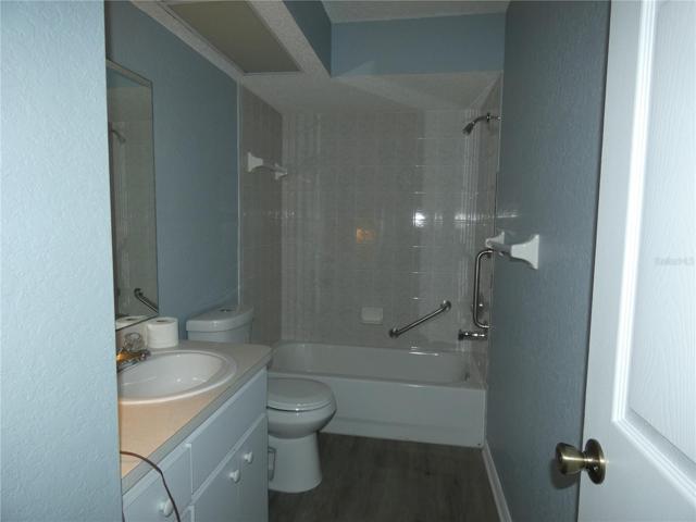 Guest Bath with tub.
