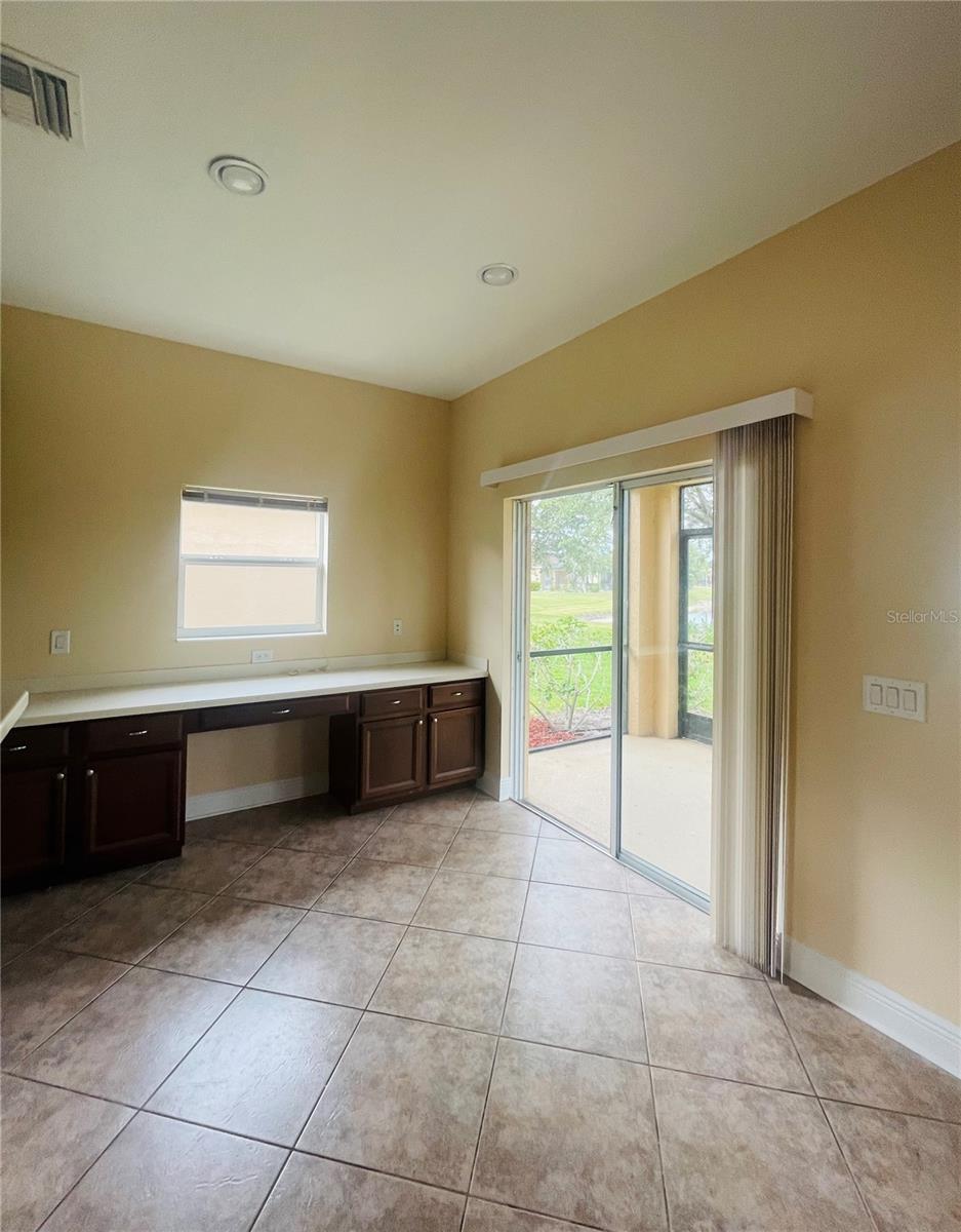 BREAKFAST NOOK