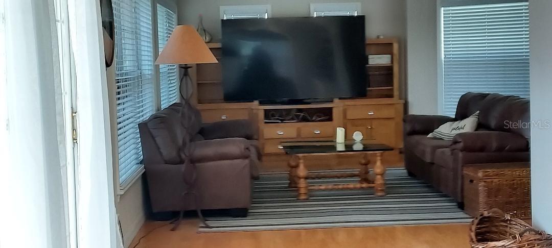LARGE MEDIA ROOM