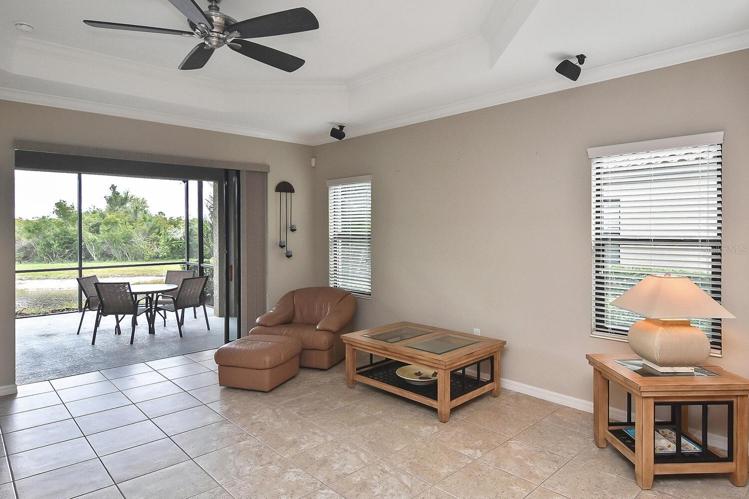 Living room, lanai