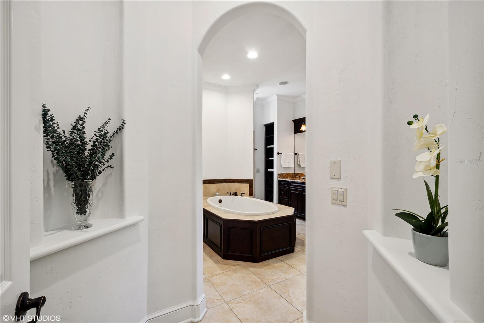 Jetted tub