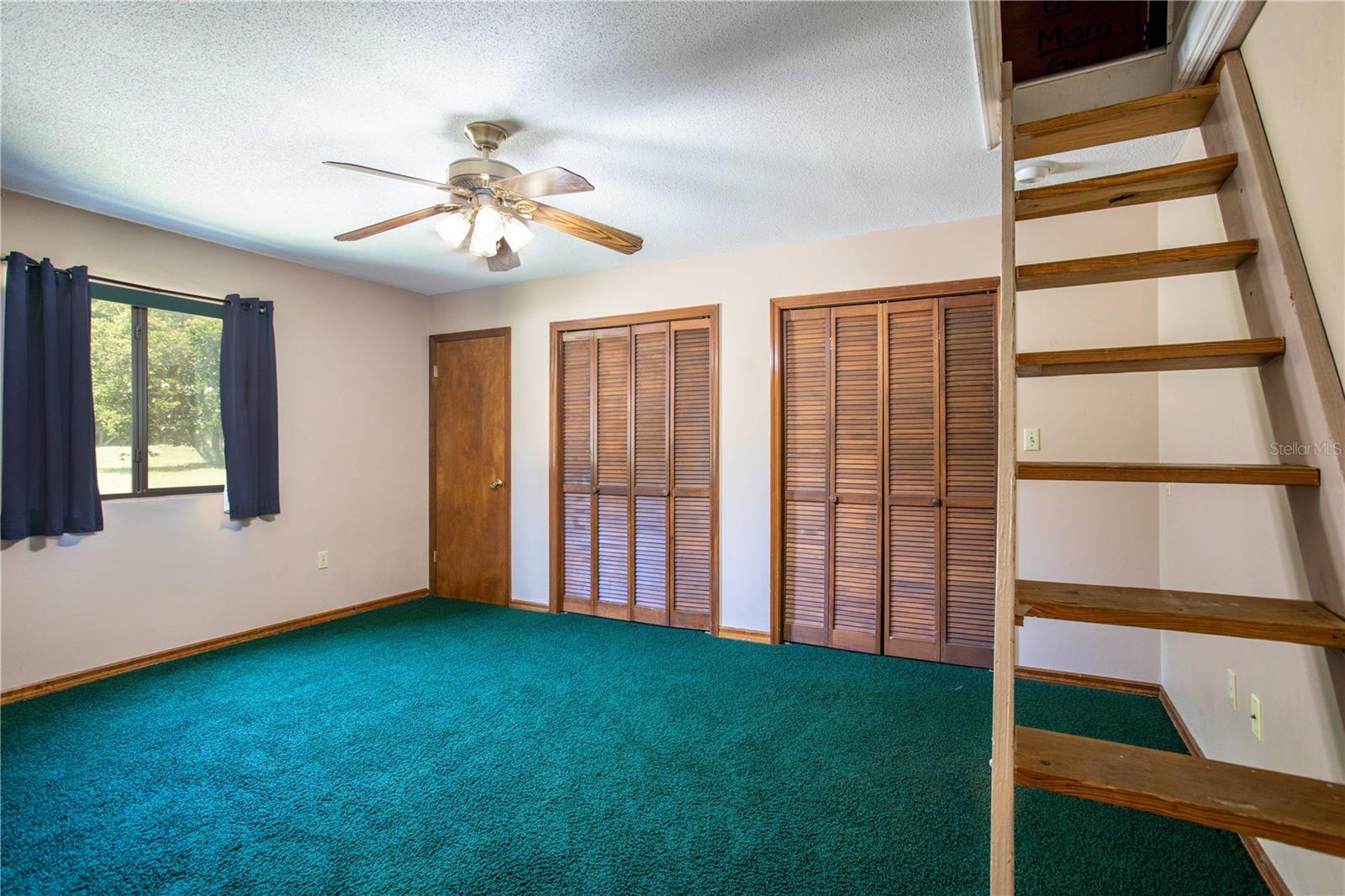 3rd Bedroom with Upstairs Loft
