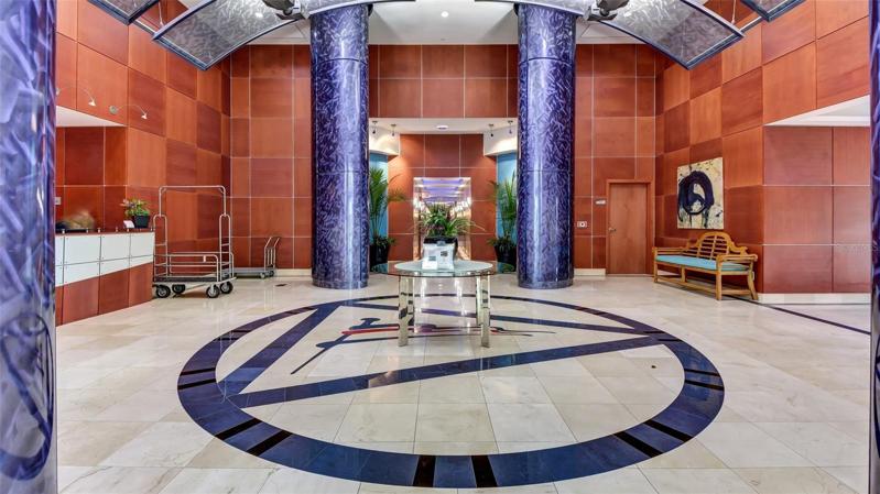 Marina Grande Lobby