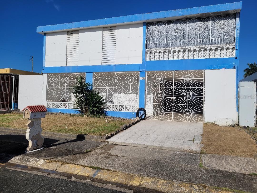 Levittown, Puerto Rico 00949, 4 Bedrooms Bedrooms, 0 ,4 BathroomsBathrooms,Residential,For Sale,CALLE LISA,0,PR9099815