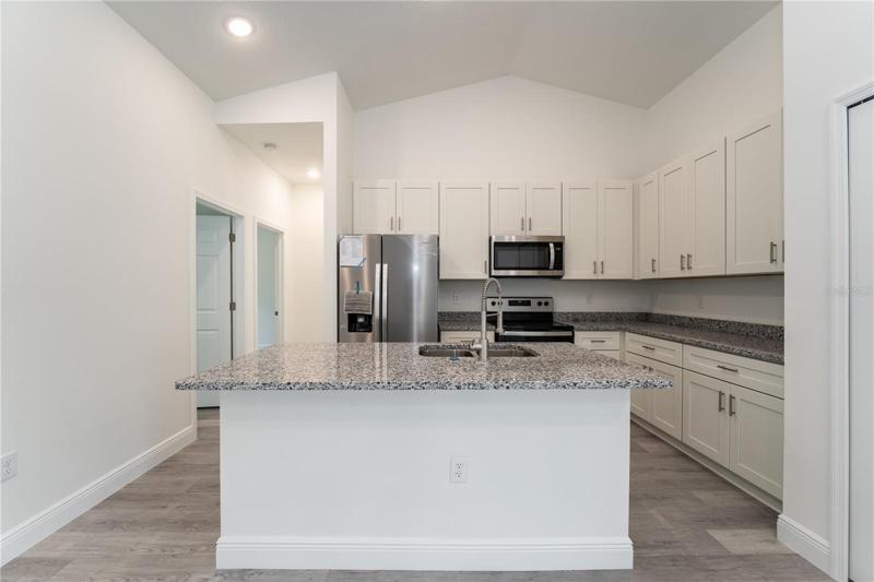 Stainless steel appliances, Soft-close 42