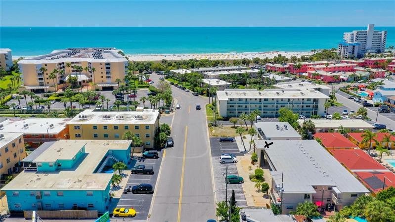 Location! Location! One Block to the Gulf of Mexico and Upham Beach!