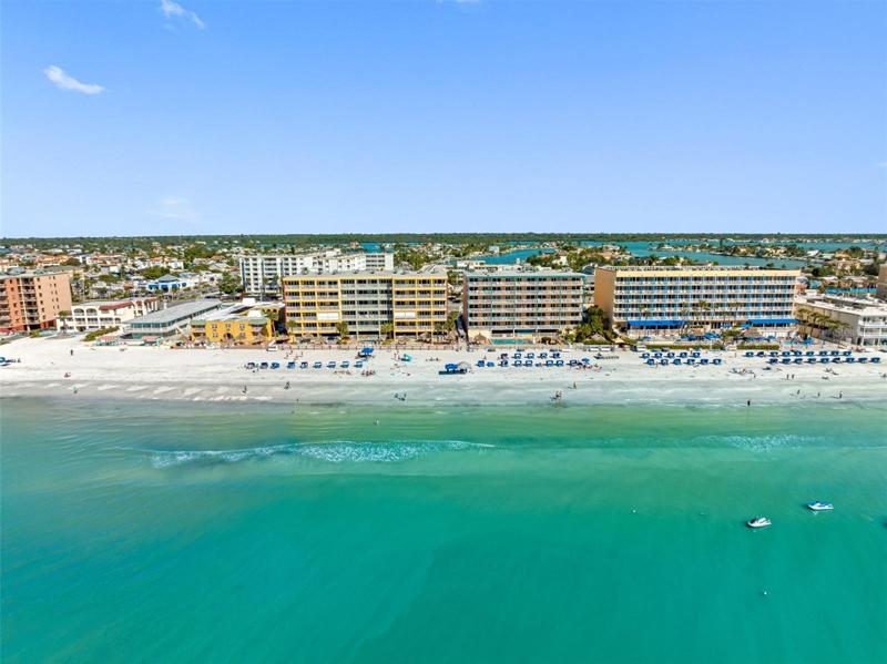 Enjoy the beach only 15 to 20 min away
