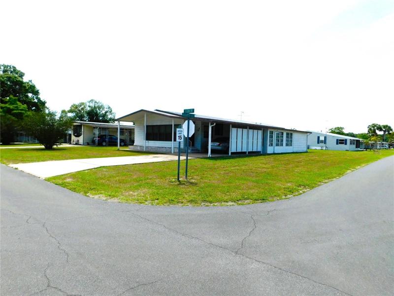 Oversized lot.
