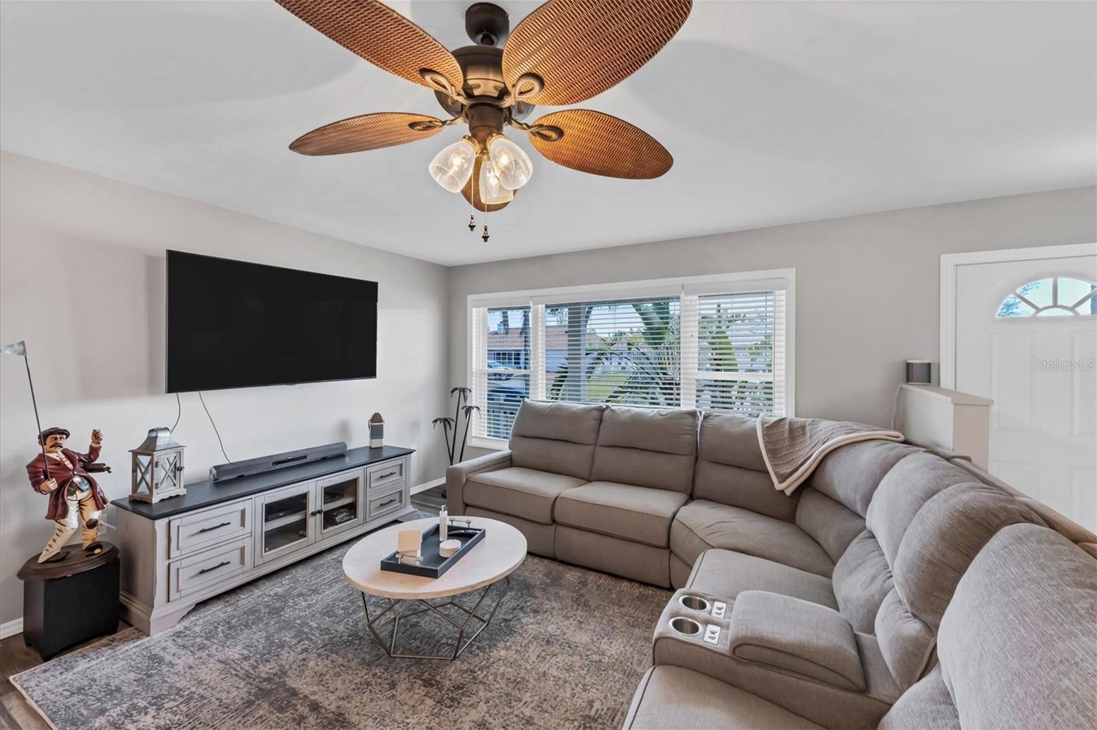 Englewood, Florida 34224, 2 Bedrooms Bedrooms, 0 ,2 BathroomsBathrooms,Residential Lease,For Rent,TITANIA,0,D6130249