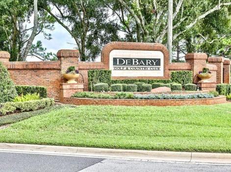 Debary Golf &amp; Country Club Entrance
