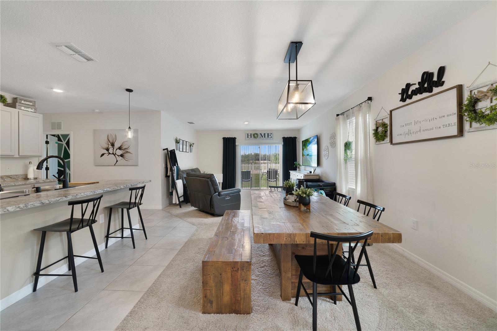 KITCHEN, DINING and LIVING AREAS! 