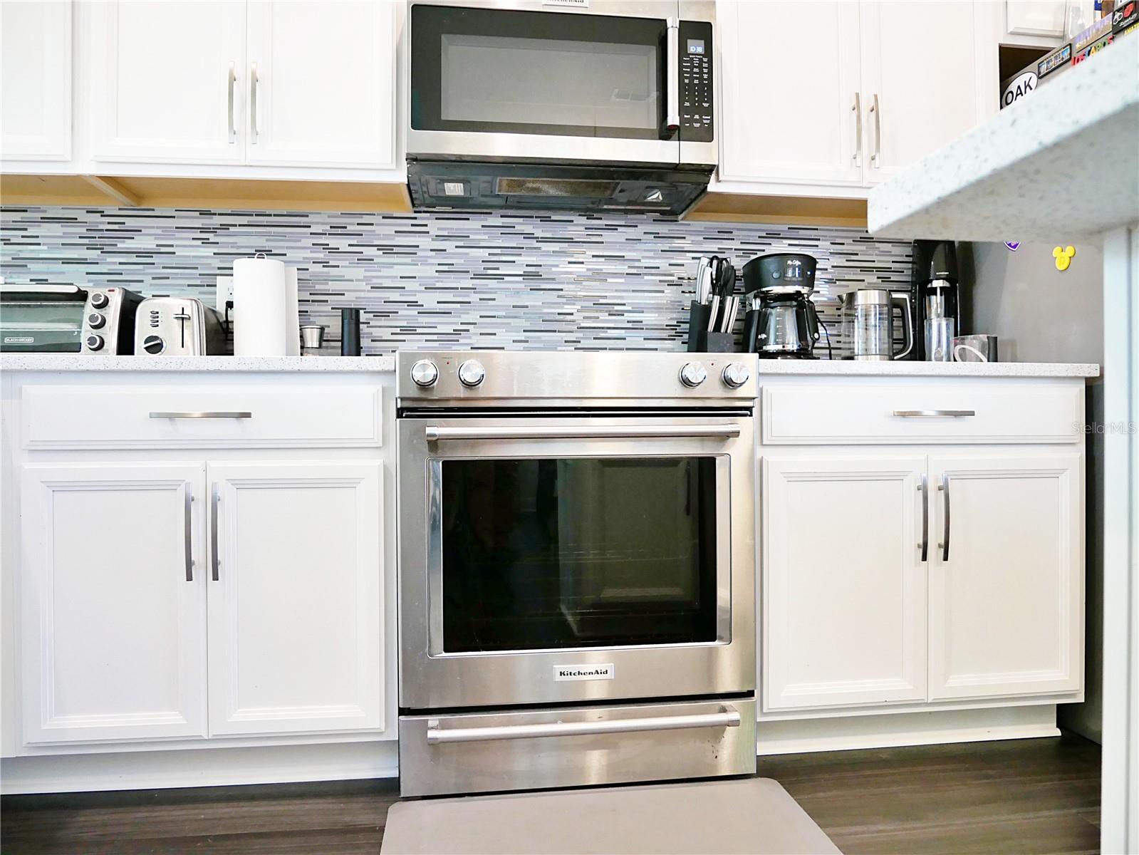 Good looking Appliances.