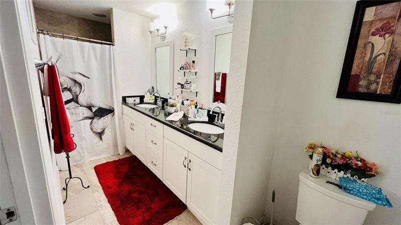 Ensuite