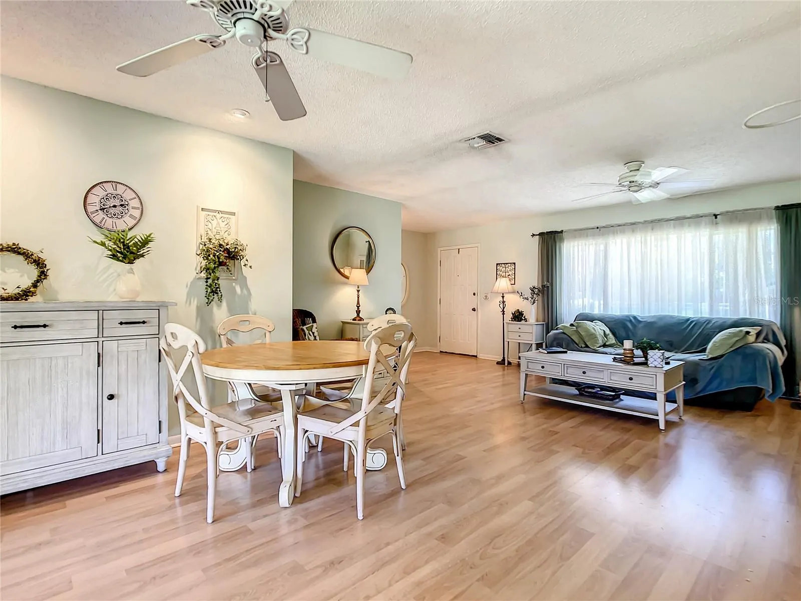 Longwood, Florida 32750, 5 Bedrooms Bedrooms, 0 ,3 BathroomsBathrooms,Residential,For Sale,RONALD REAGAN,0,O6105735