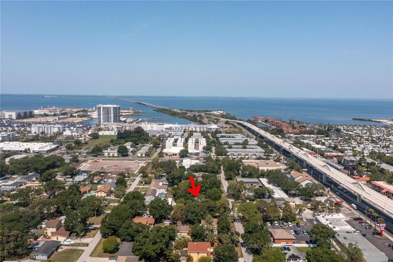 Drone picture of location of Big Lot.