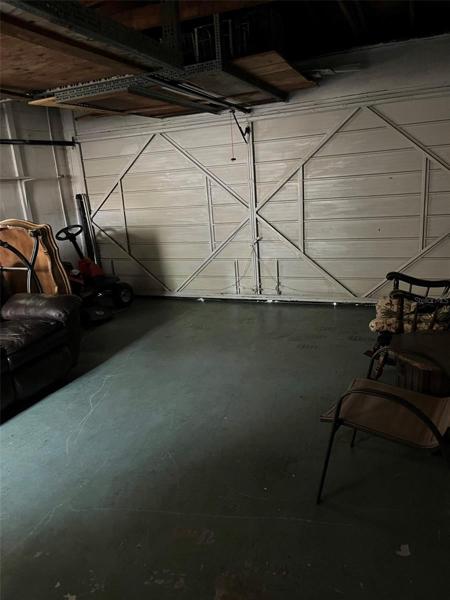 2-Car Garage