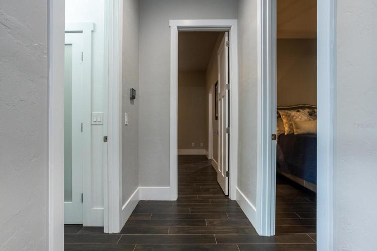 Hallway to bedrooms 2,3,4